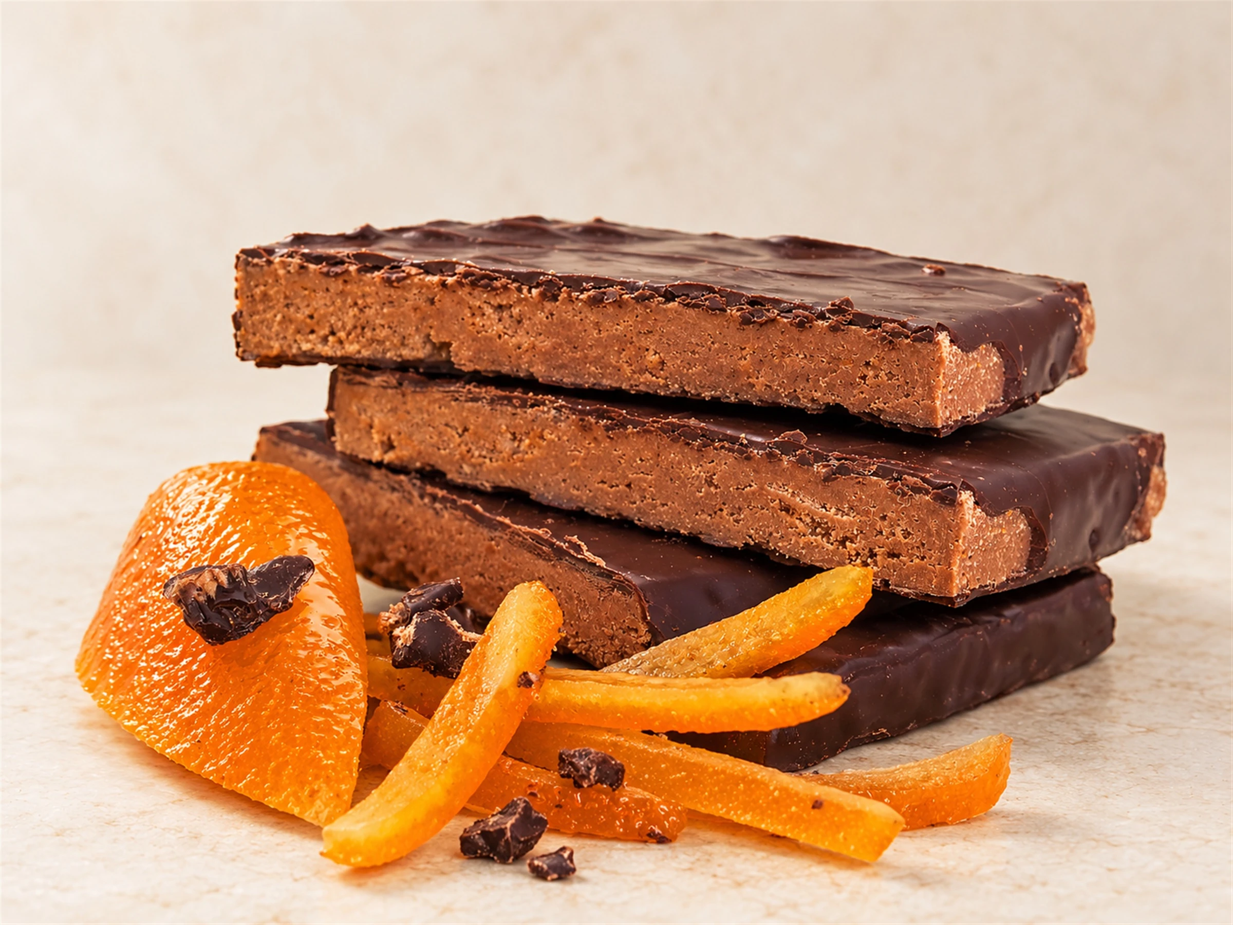 Turrón artesanal trufado de naranja confitada y aceite de oliva virgen extra